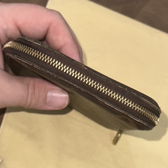 Louis Vuitton monogram geode zippy zip around travel wallet - Picture 8 of 16